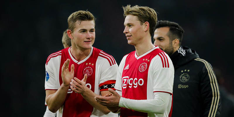 Ajax Amsterdam - Thế Lực Cũ Một Thời Khuynh Đảo Châu Âu 2 De Jong và de Ligt là hai sản phẩm gần đây nhất của lò Ajax Amsterdam