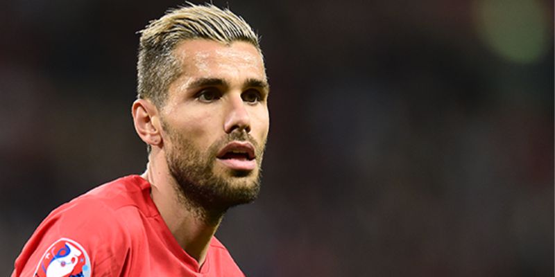 Tiểu Sử Valon Behrami Và Những Cột Mốc Đáng Nhớ Nhất 3 Các thành tích nổi bật trong sự nghiệp cầu thủ Valon Behrami