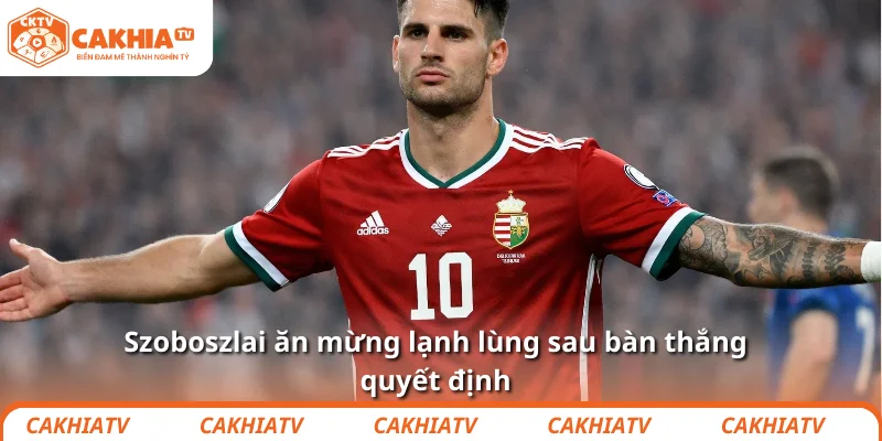 Dominik Szoboszlai: Lửa đỏ lạnh lùng ở Marseille 3 Szoboszlai ăn mừng lạnh lùng sau bàn thắng quyết định